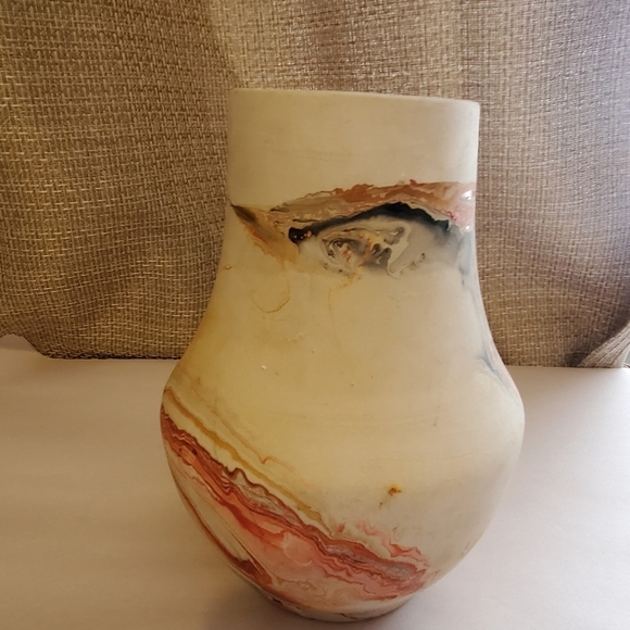 Nemadji potttey  7in. Vintage.  Swirls. Aztec native thene. - Picture 3 of 5